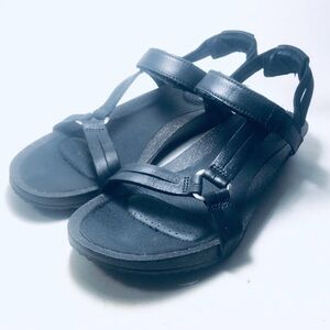 Teva Ysidro Universal black leather low wedge sandal